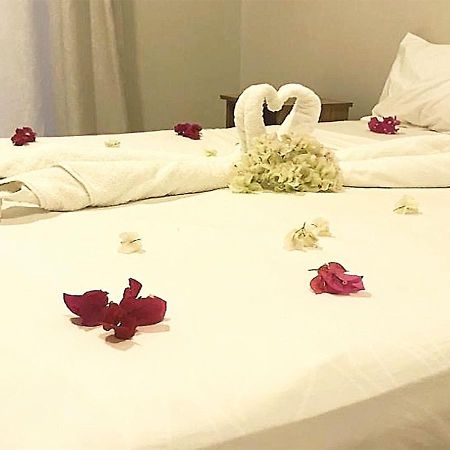 Riva Bella Apartment ปอร์ต หลุยส์ ภายนอก รูปภาพ
