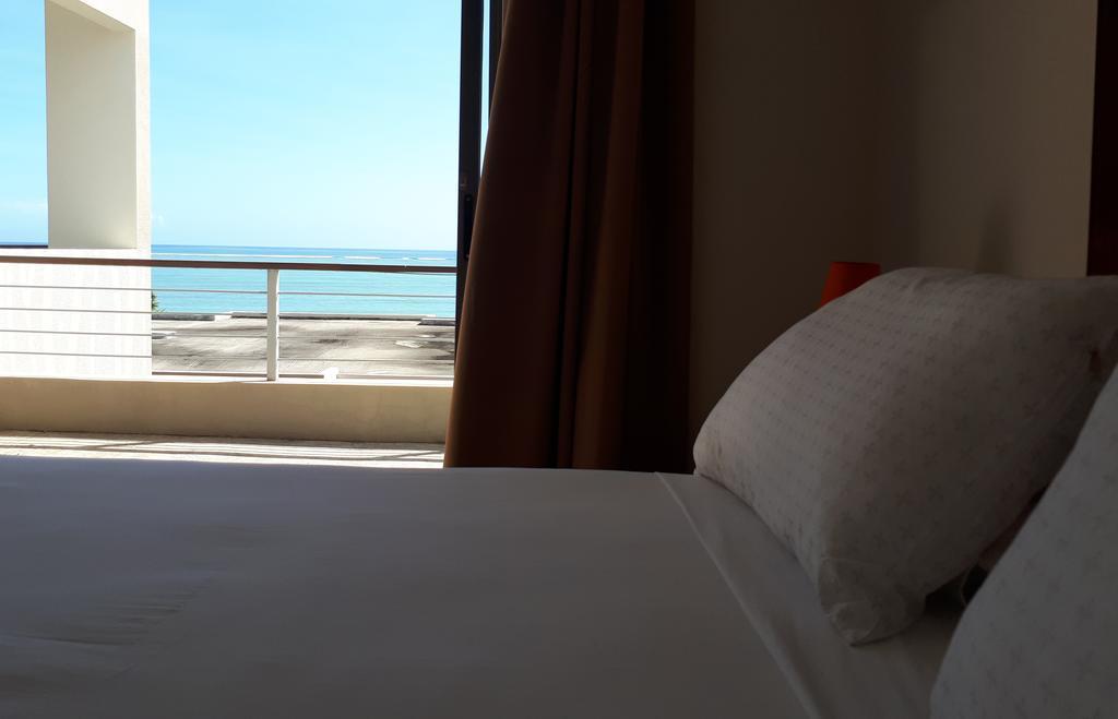 Riva Bella Apartment ปอร์ต หลุยส์ ภายนอก รูปภาพ