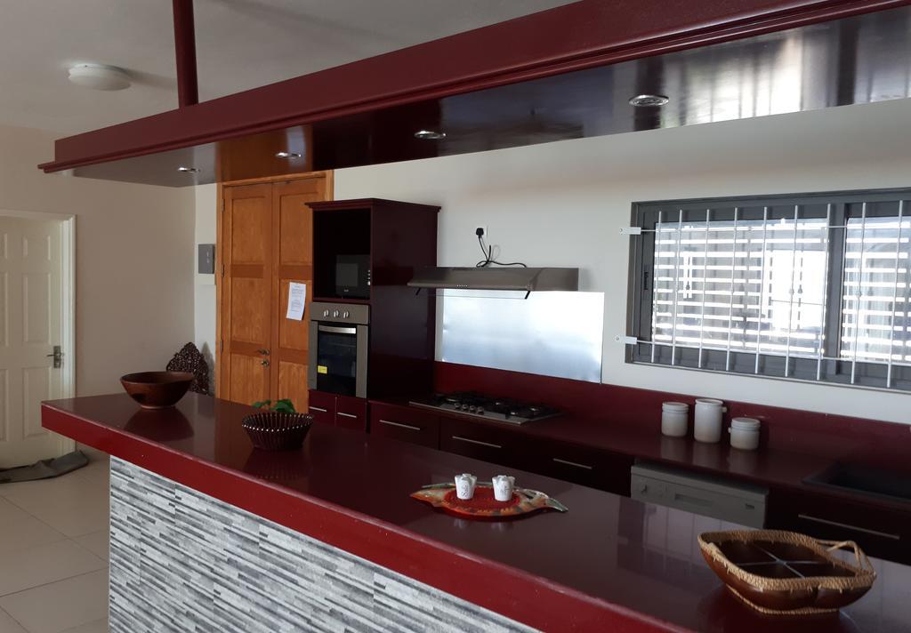 Riva Bella Apartment ปอร์ต หลุยส์ ภายนอก รูปภาพ