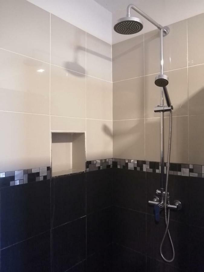 Riva Bella Apartment ปอร์ต หลุยส์ ภายนอก รูปภาพ