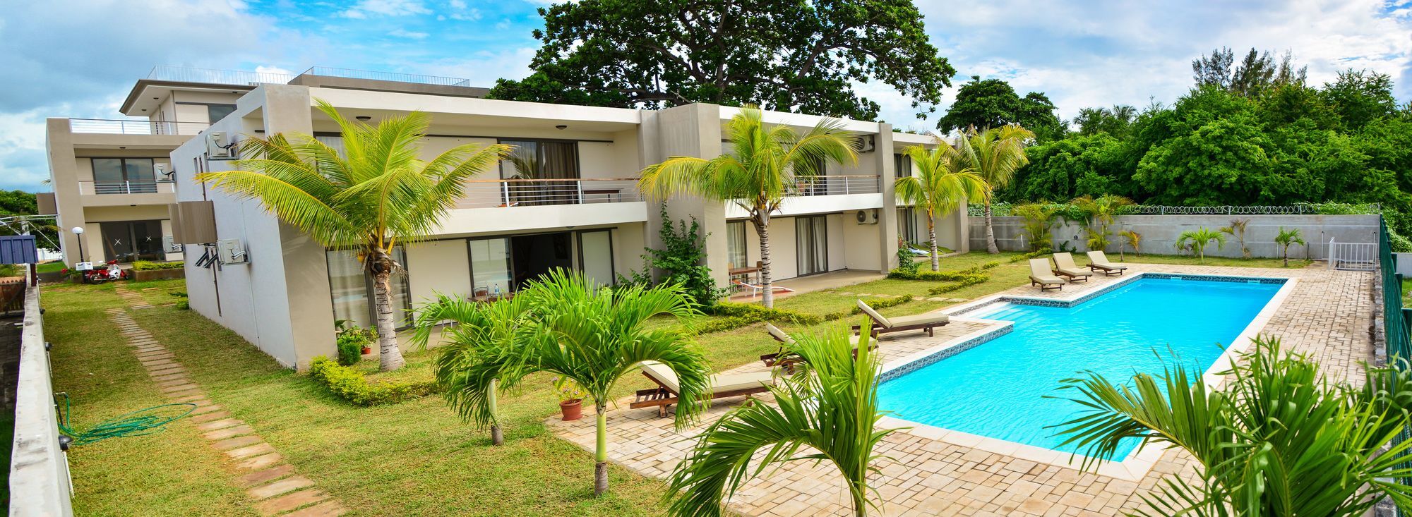 Riva Bella Apartment ปอร์ต หลุยส์ ภายนอก รูปภาพ