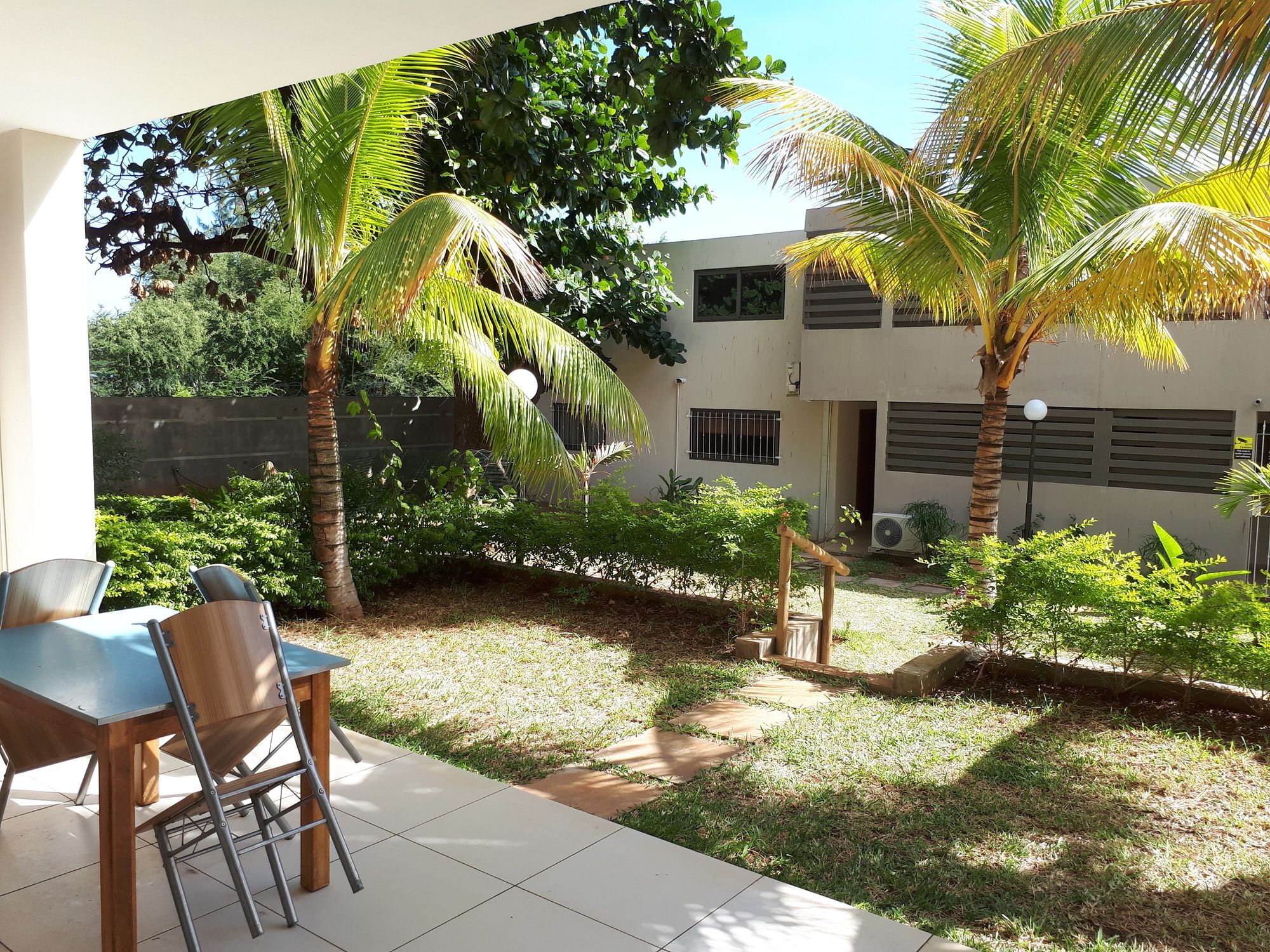 Riva Bella Apartment ปอร์ต หลุยส์ ภายนอก รูปภาพ